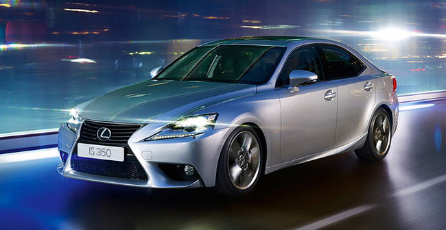 Lexus IS