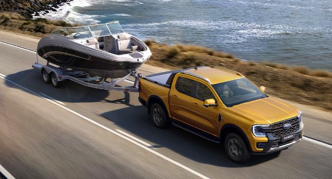 Ford Ranger Sport V6 tow/haul mode optimises performance when towing heavy loads.