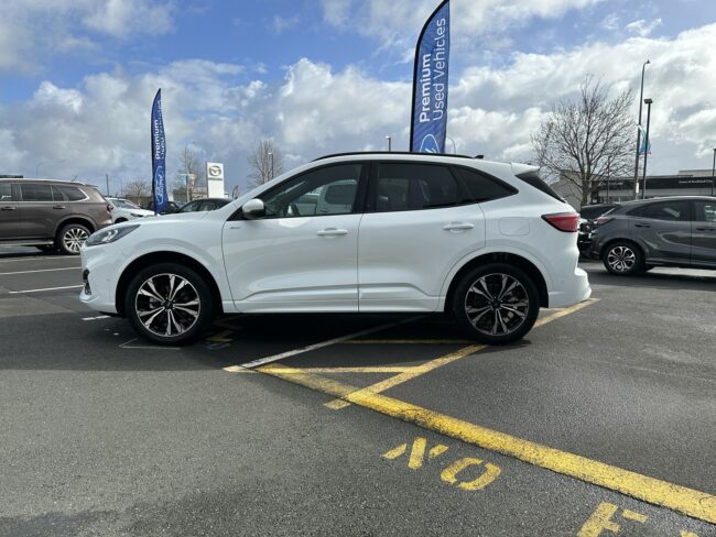 2023 Ford Escape St-Line X Awd Fhev 2 - Image 6