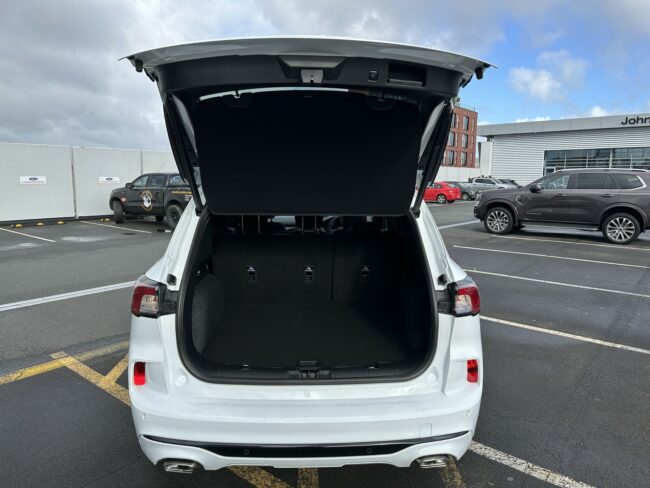 2023 Ford Escape St-Line X Awd Fhev 2 - Image 11