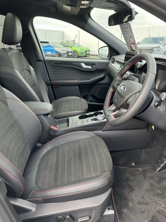 2023 Ford Escape St-Line X Awd Fhev 2 - Image 14