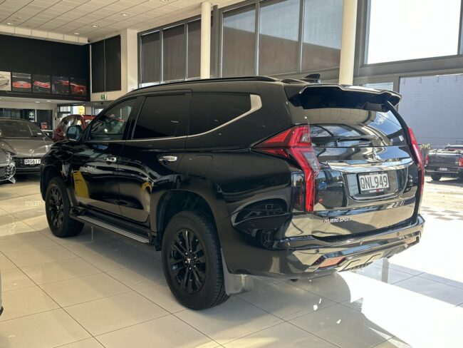 2022 Mitsubishi Pajero Sport Vrx 2.4D/4Wd/8At - Image 16