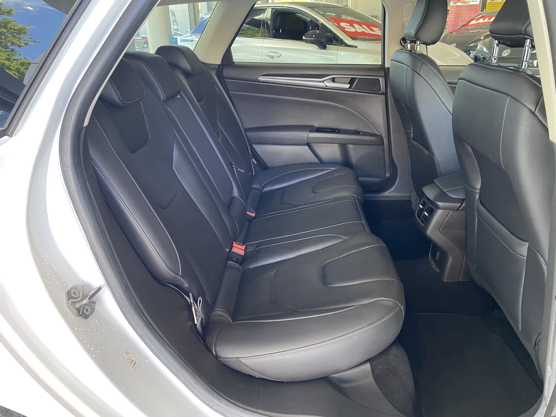 2020 Ford Mondeo Hybrid 2.0Ph/Hd Cvt - Image 12