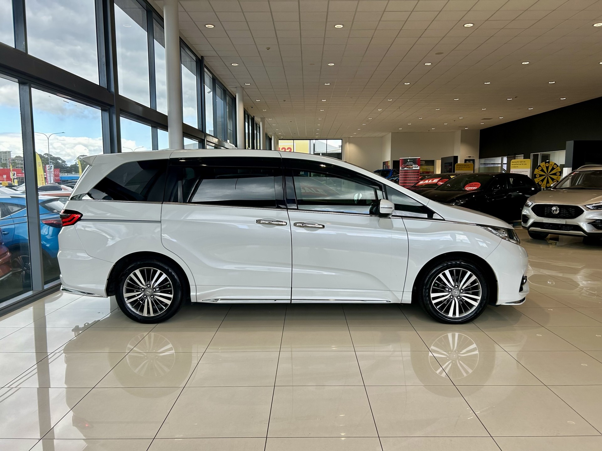 2020 Honda Odyssey L Sensing 2.4P - Image 5