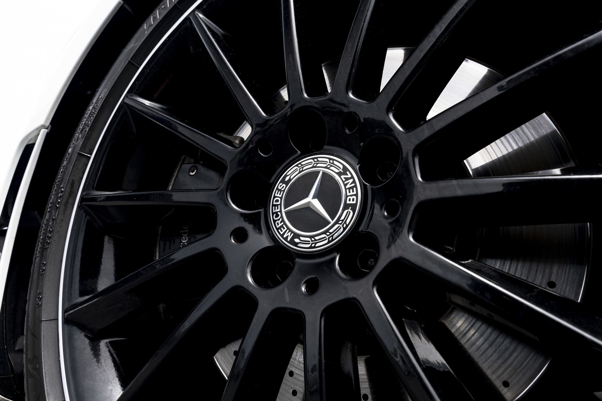 2020 Mercedes-Benz A 250 165kW Petrol Auto 4Matic - Image 5