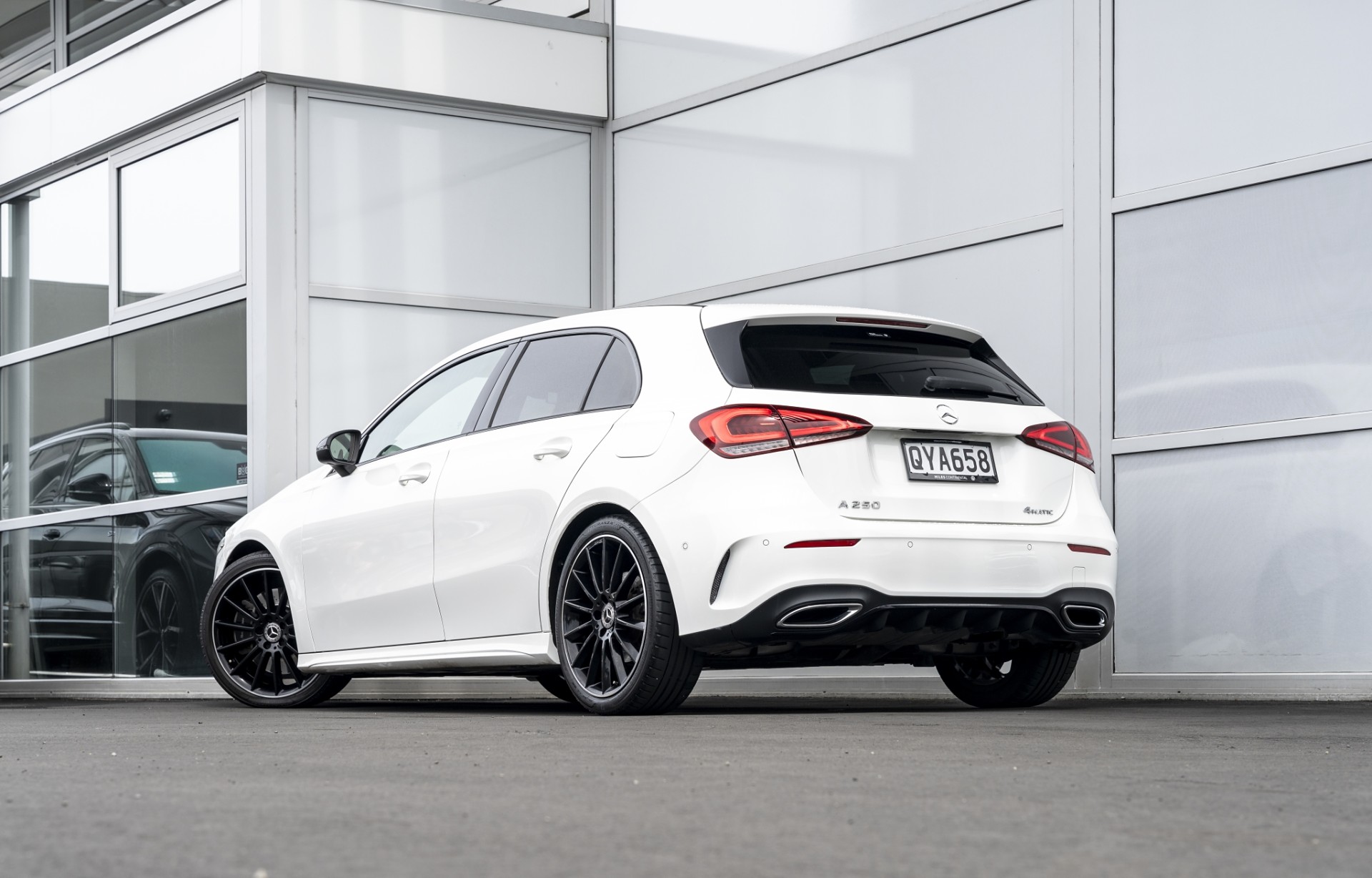 2020 Mercedes-Benz A 250 165kW Petrol Auto 4Matic - Image 6