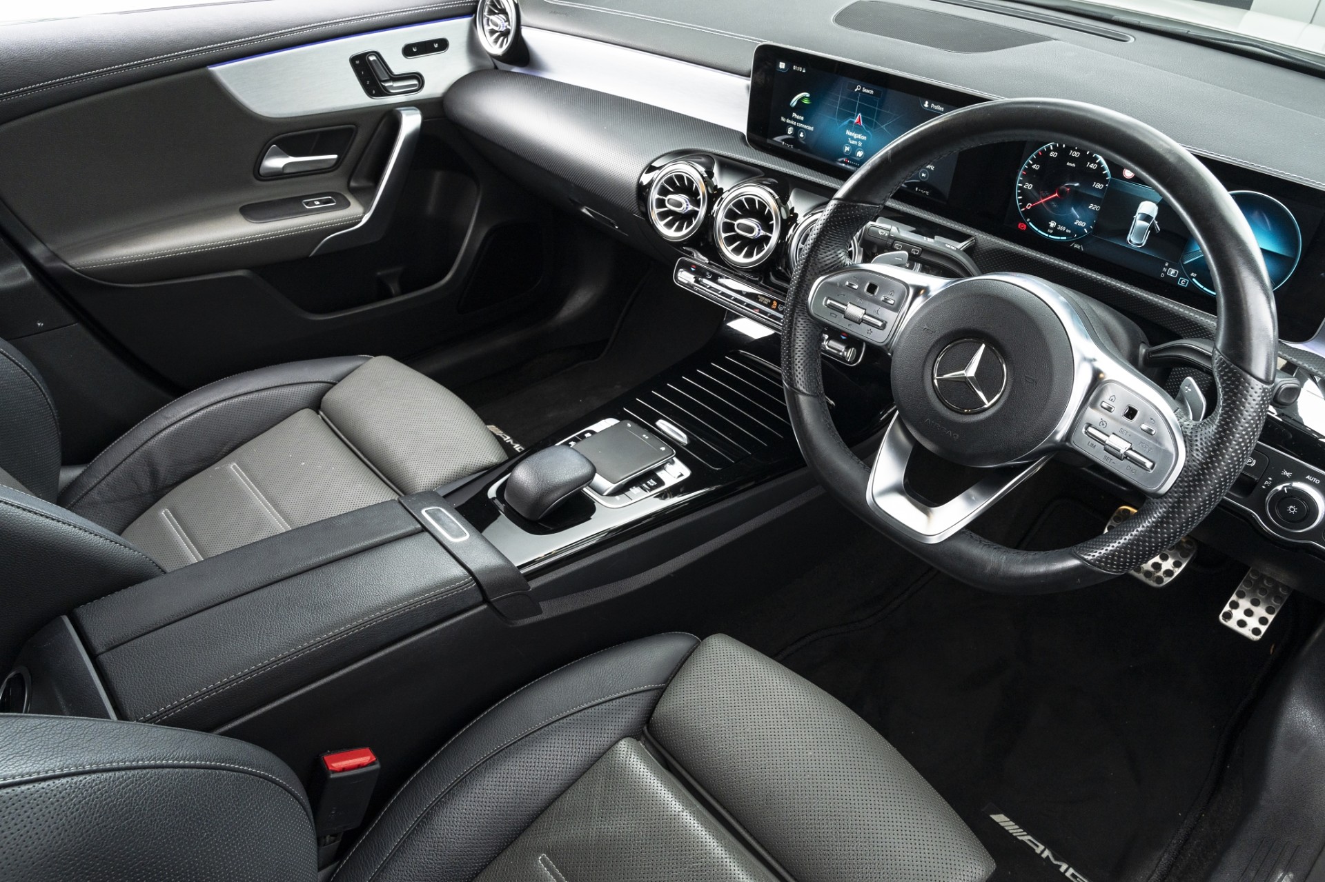 2020 Mercedes-Benz A 250 165kW Petrol Auto 4Matic - Image 15