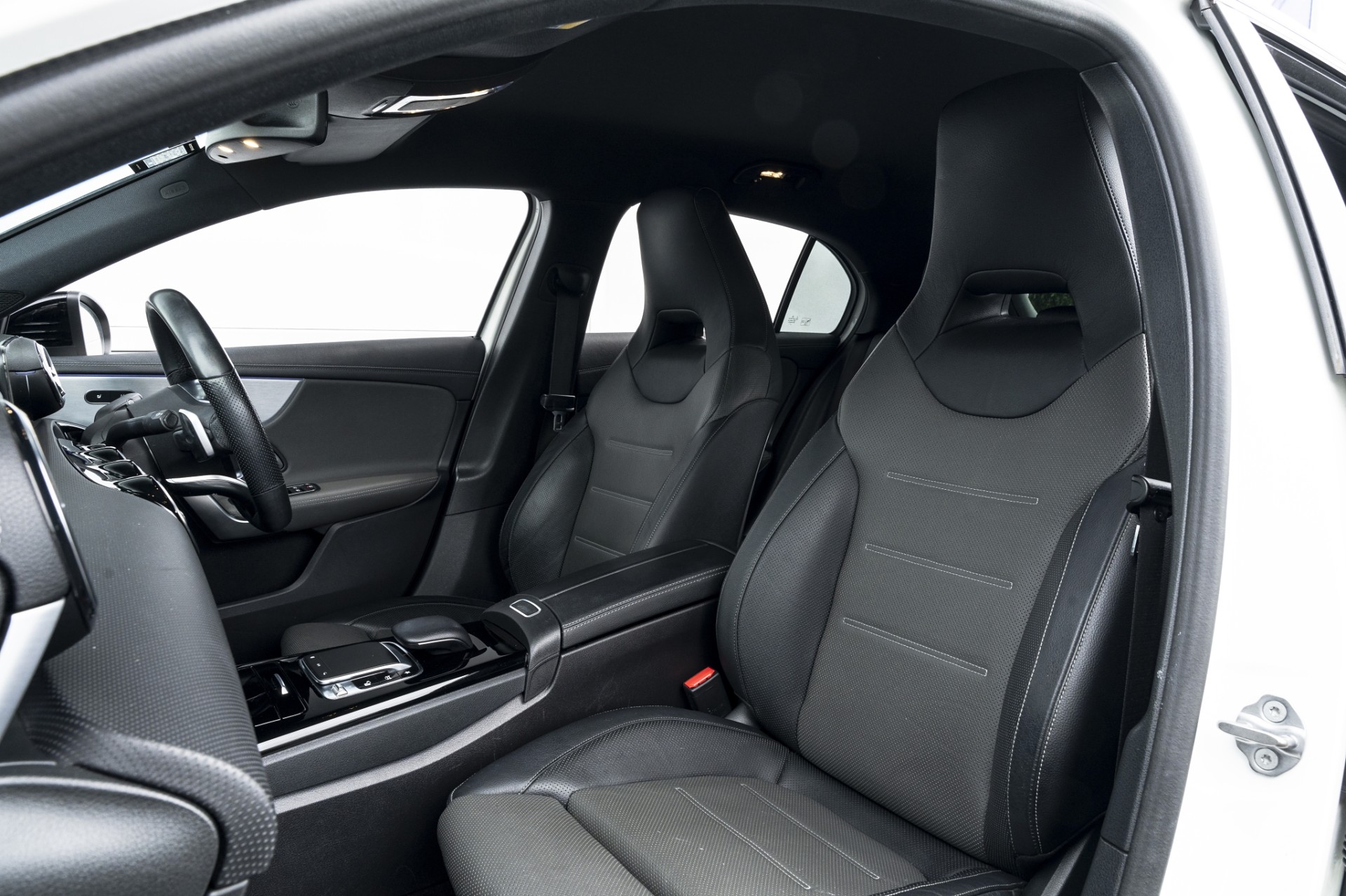 2020 Mercedes-Benz A 250 165kW Petrol Auto 4Matic - Image 16