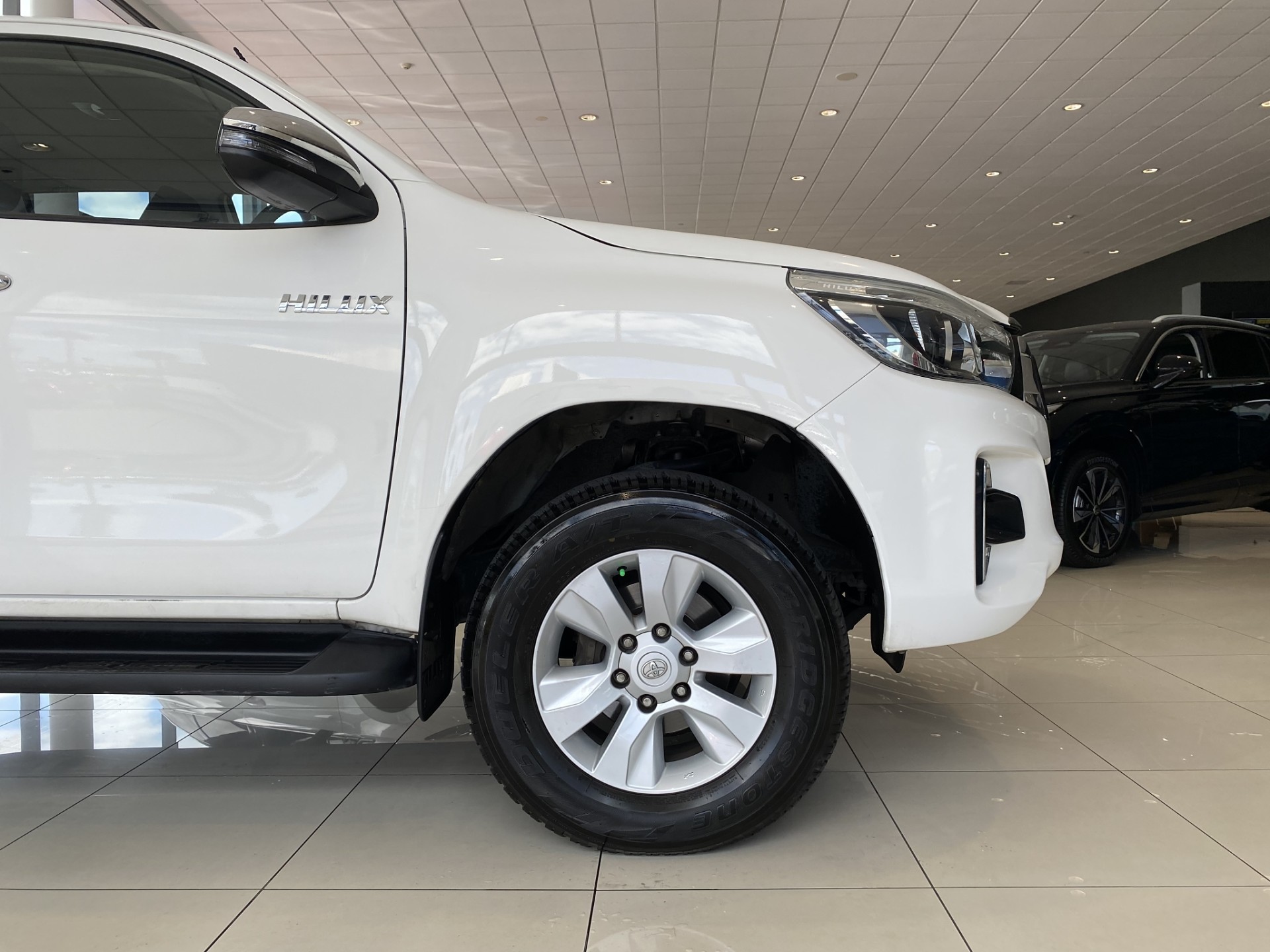 2020 Toyota Hilux Sr5 Td Dc 2.8Dt/4Wd - Image 6