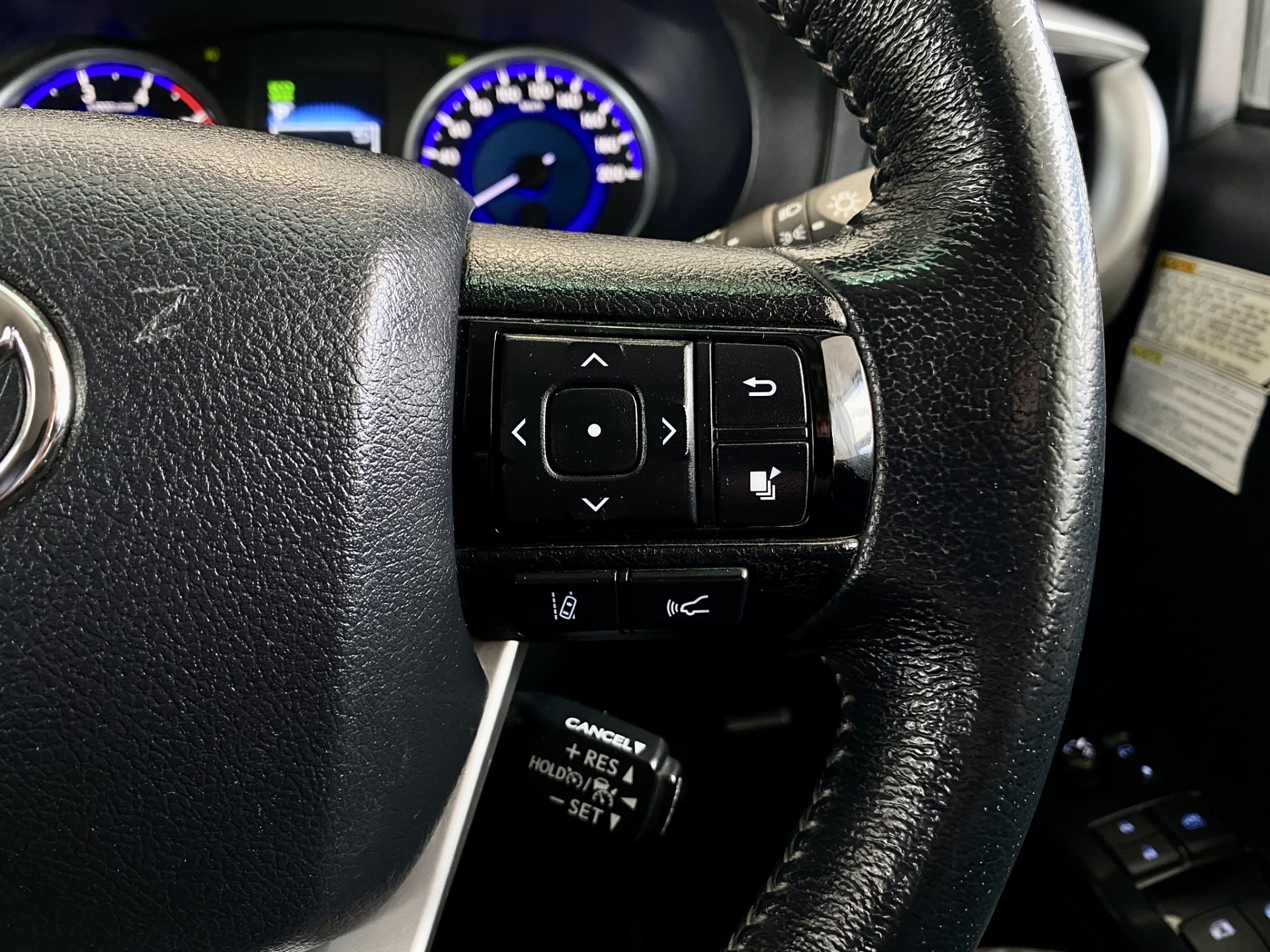 2020 Toyota Hilux Sr5 Td Dc 2.8Dt/4Wd - Image 16