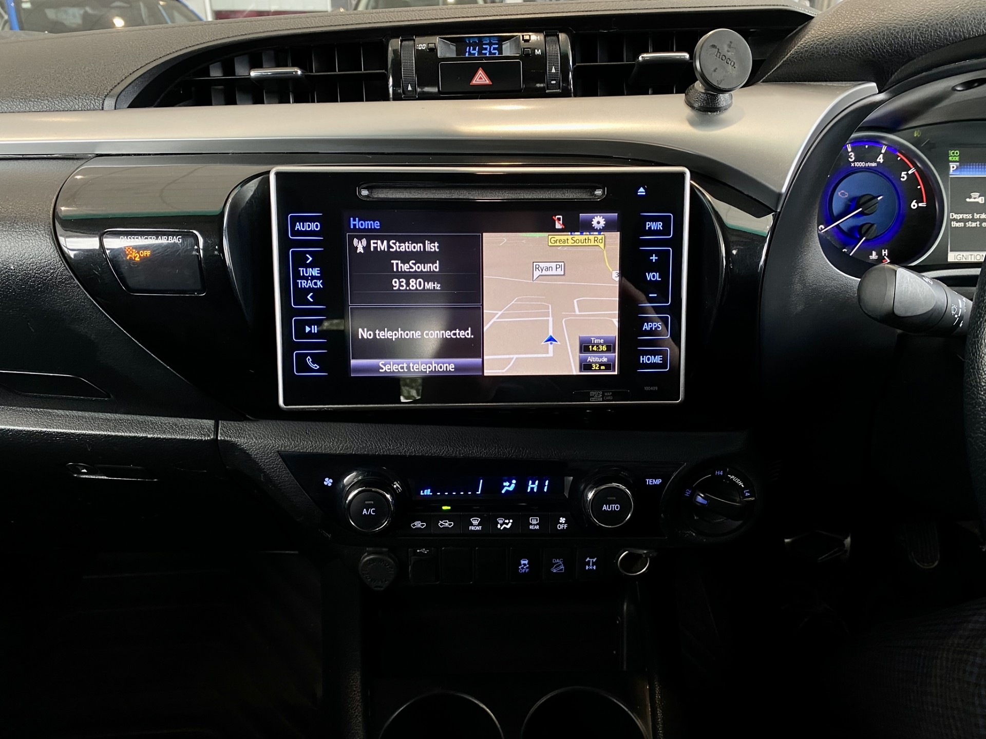 2020 Toyota Hilux Sr5 Td Dc 2.8Dt/4Wd - Image 17