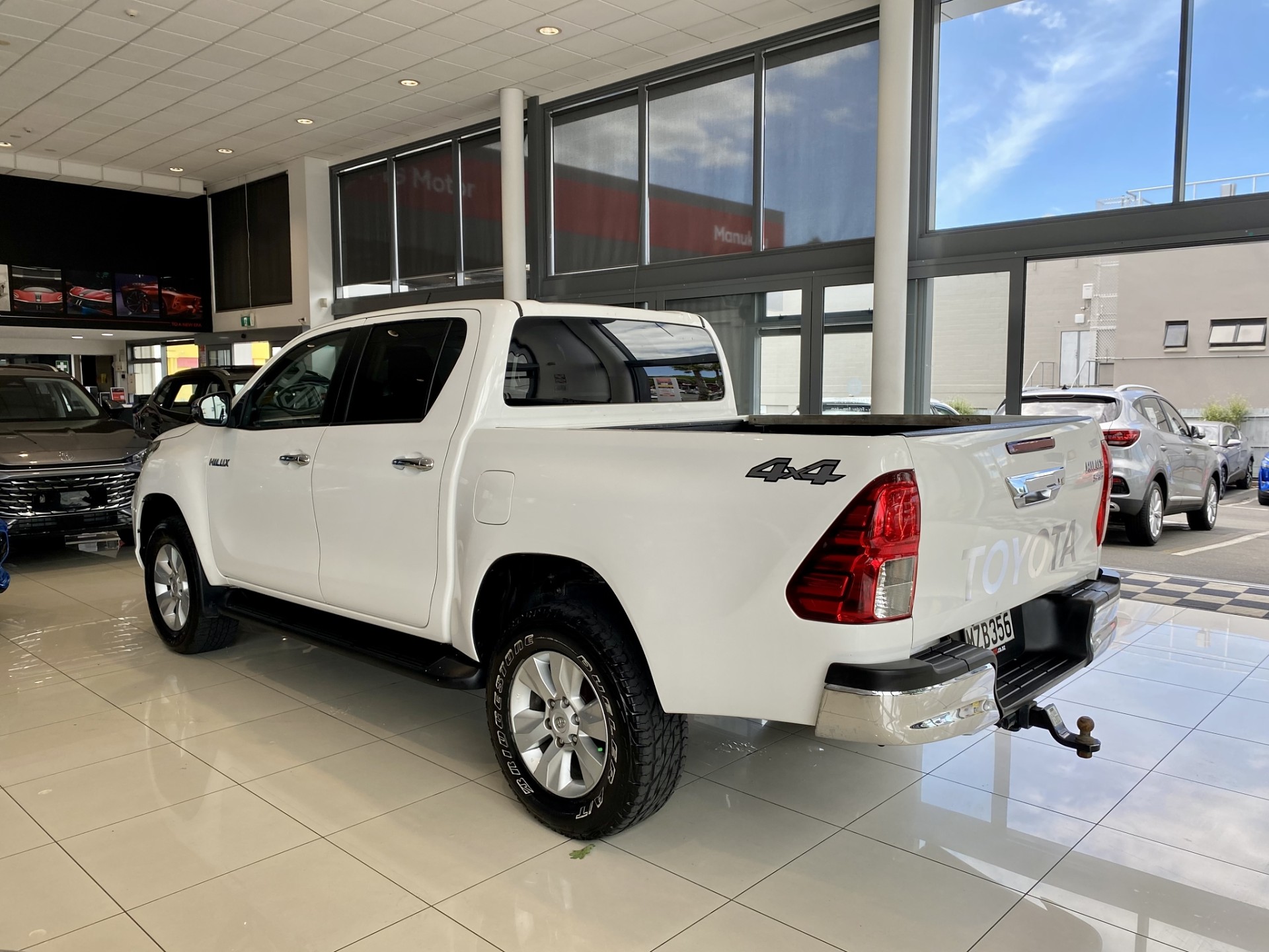 2020 Toyota Hilux Sr5 Td Dc 2.8Dt/4Wd - Image 7