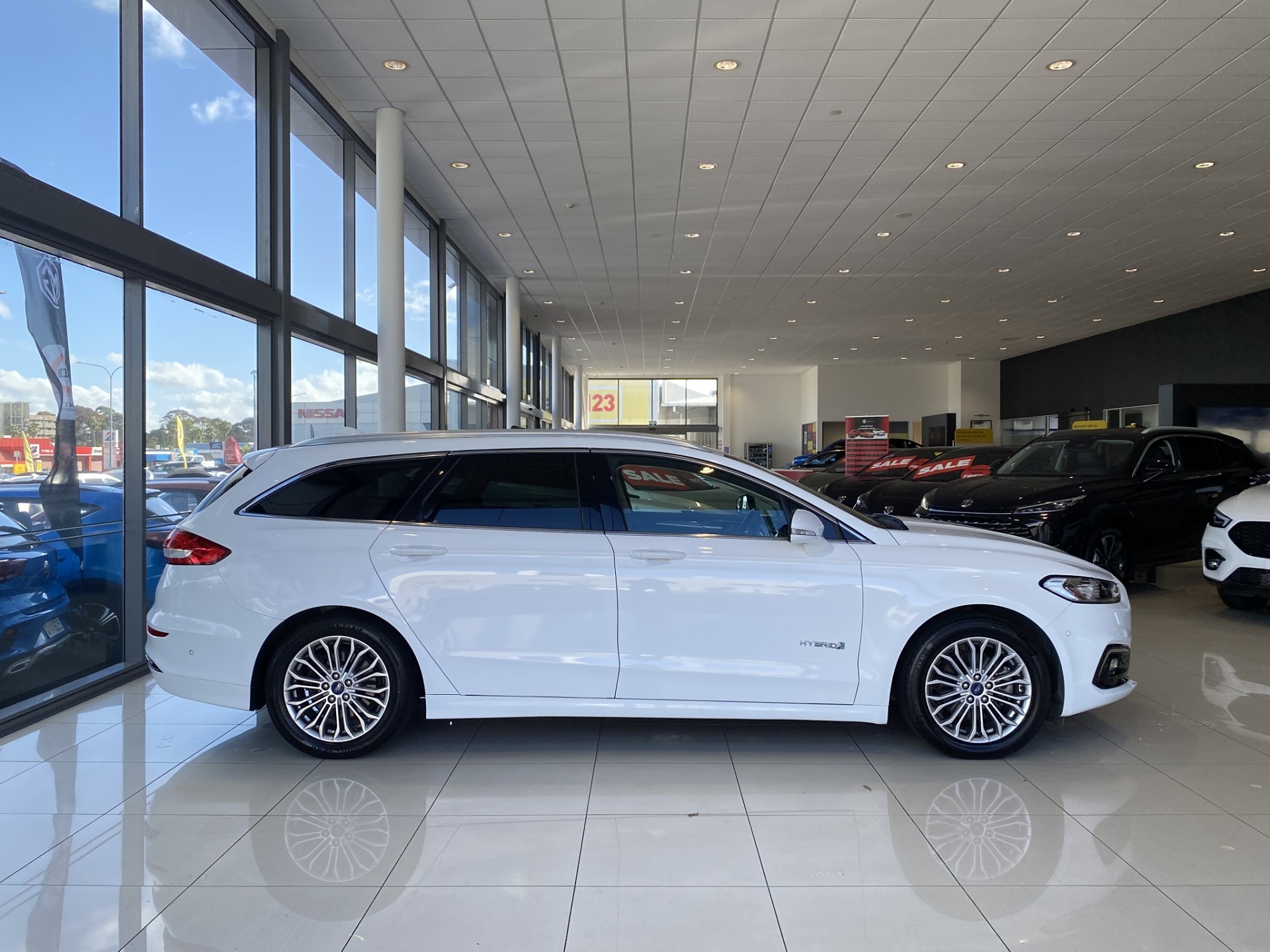 2020 Ford Mondeo Hybrid 2.0Ph/Hd Cvt - Image 5
