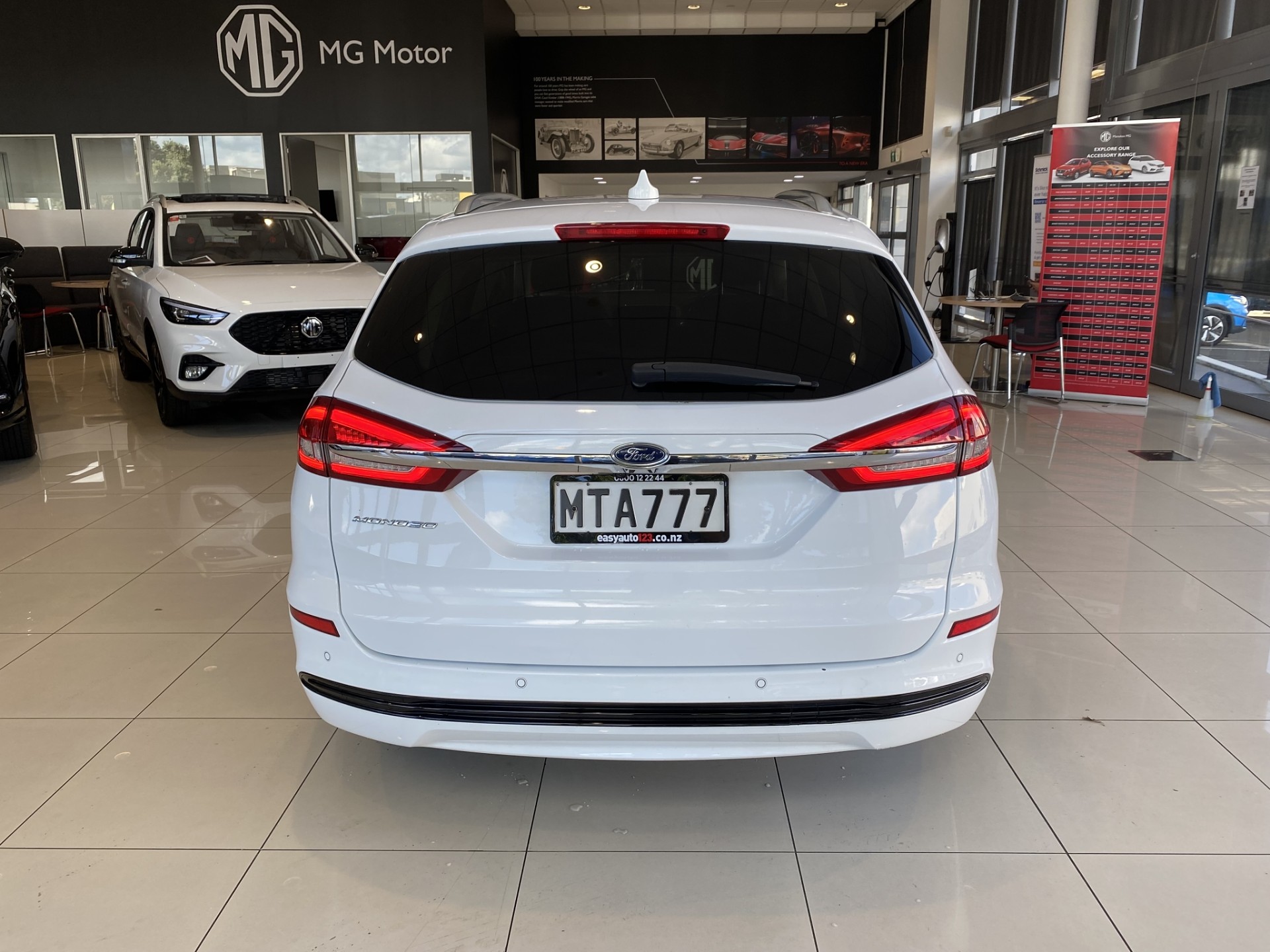 2020 Ford Mondeo Hybrid 2.0Ph/Hd Cvt - Image 8