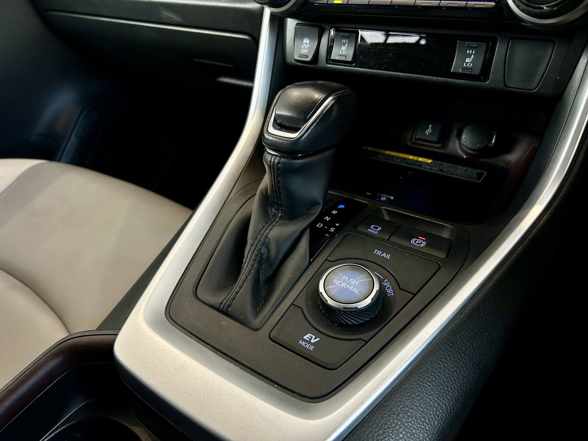 2020 Toyota RAV4 2.5L Limited 4WD NZ New - Image 22