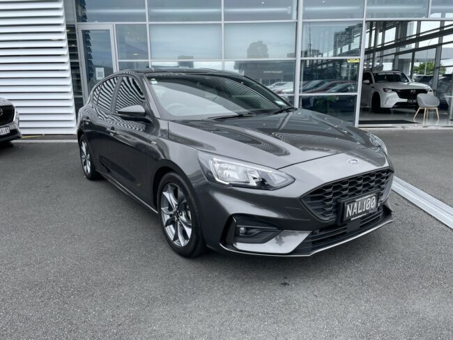 2020 Ford Focus St-Line 1.5P/8At
