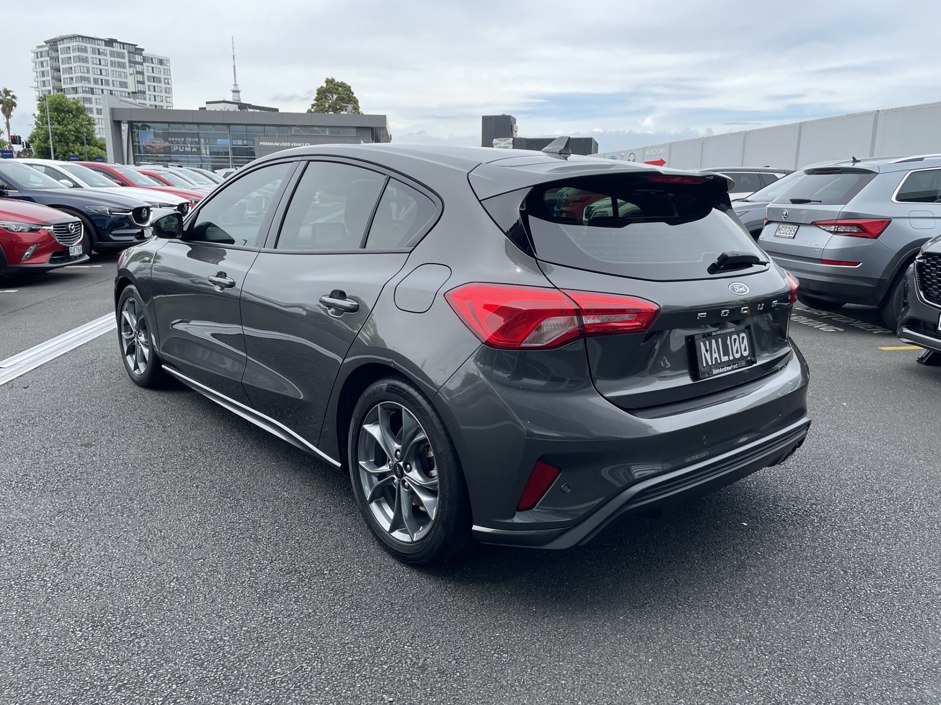 2020 Ford Focus St-Line 1.5P/8At - Image 3