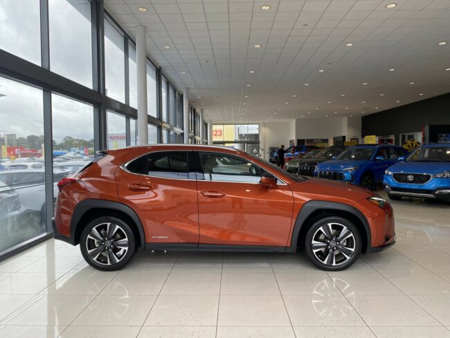 2020 Lexus UX 250h Limited 2.0Ph/Hd - Image 4