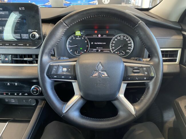 2022 Mitsubishi Outlander XLS 2.5L 4WD - Image 13