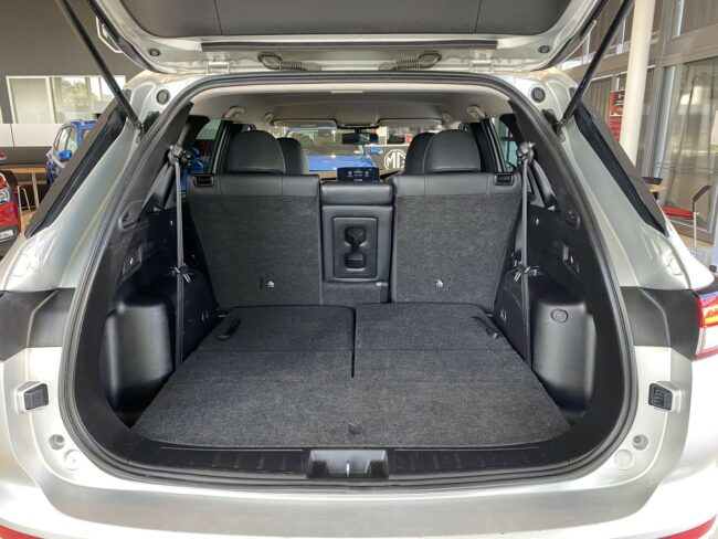 2022 Mitsubishi Outlander XLS 2.5L 4WD - Image 8