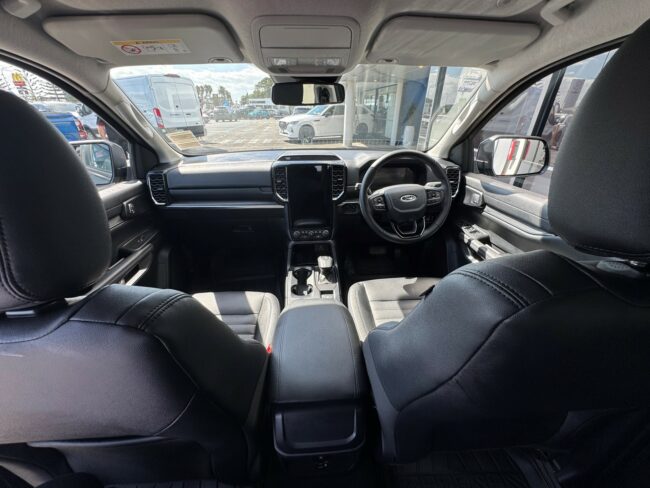 2024 Ford Everest SPORT 2.0 Bi Turbo 4WD - Image 7