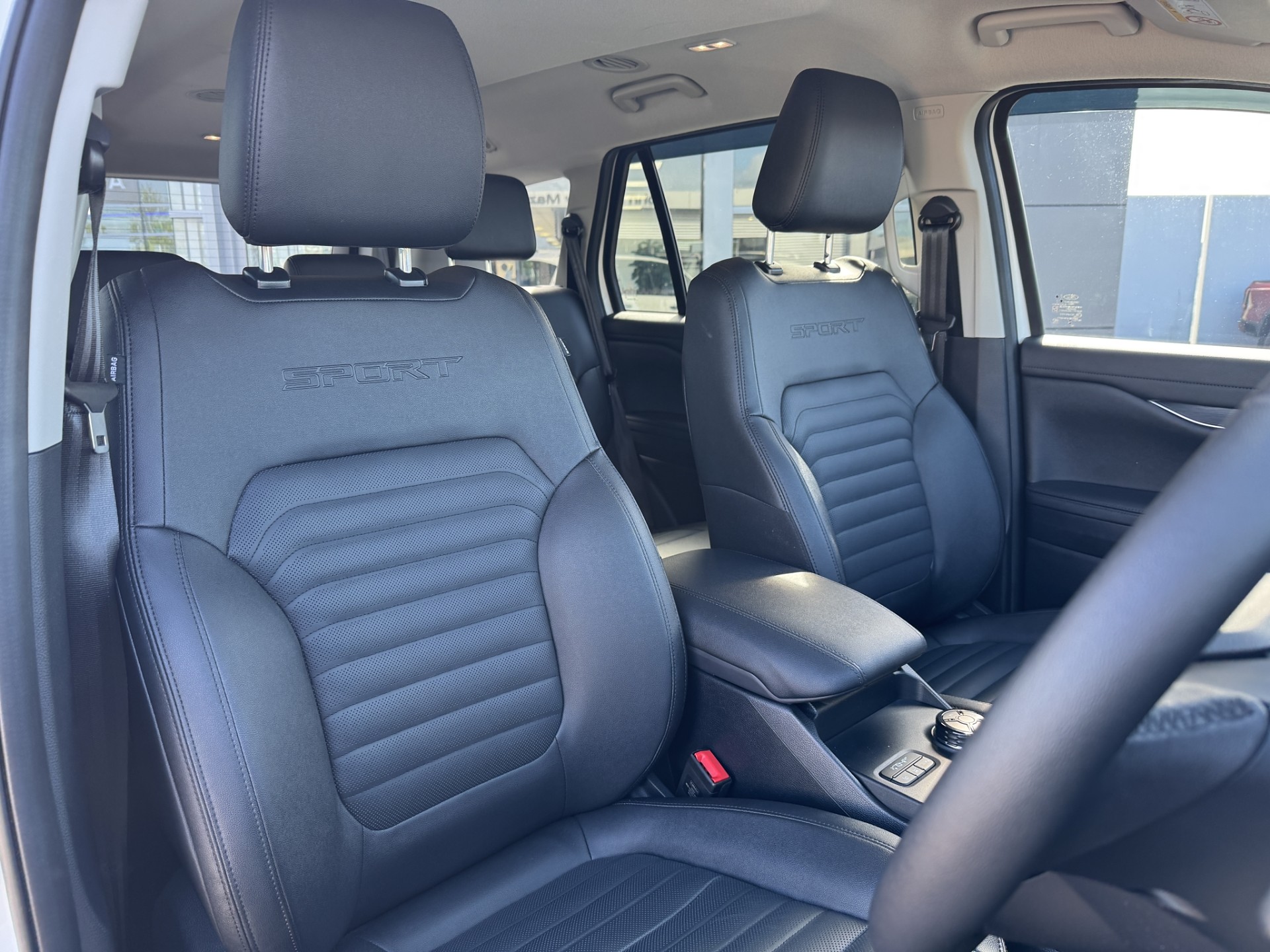 2024 Ford Everest Sport 2.0D/4Wd/10At - Image 14