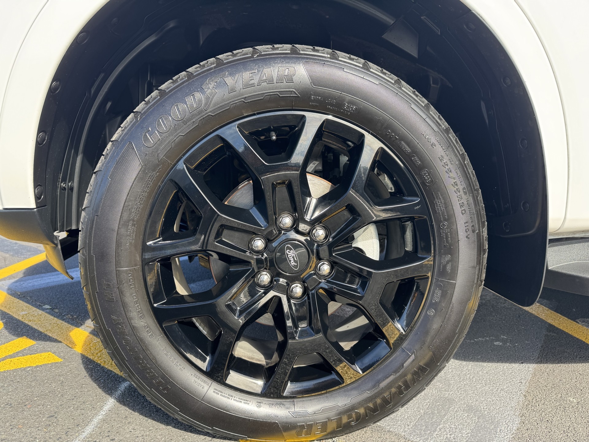 2024 Ford Everest Sport 2.0D/4Wd/10At - Image 9