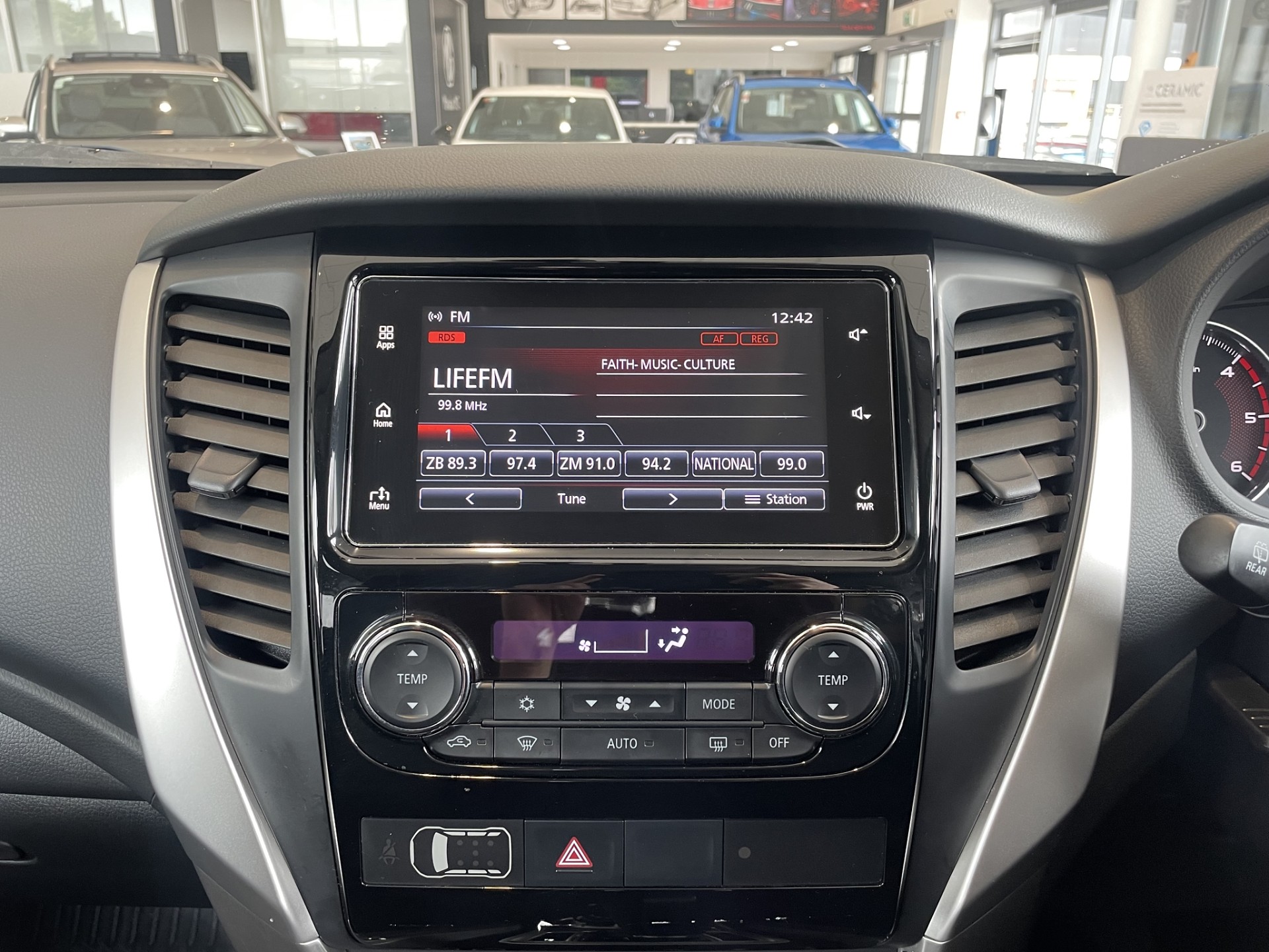 2019 Mitsubishi Pajero Sport Vrx 2.4D/4Wd/8At - Image 17