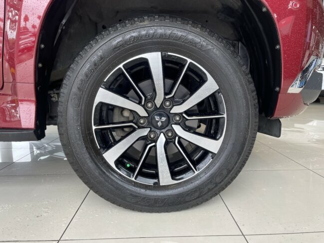 2019 Mitsubishi Pajero Sport Vrx 2.4D/4Wd/8At - Image 9