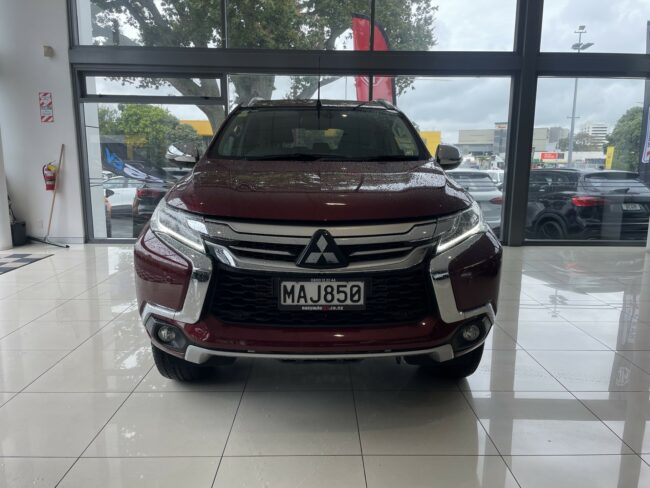 2019 Mitsubishi Pajero Sport Vrx 2.4D/4Wd/8At - Image 2