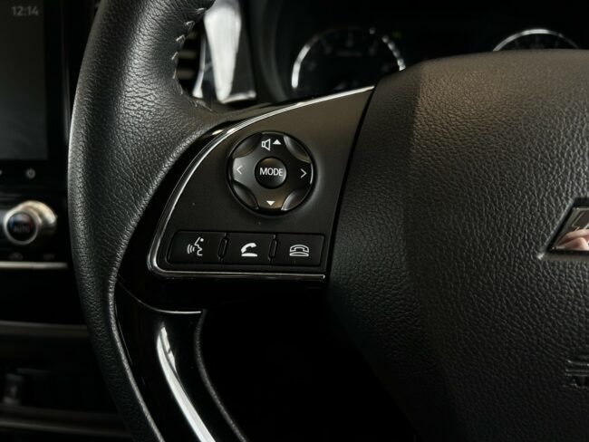 2021 Mitsubishi Outlander Ls 2.4P/Cvt - Image 14
