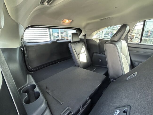 2021 Toyota Highlander Limited 3.5P/4Wd/8At - Image 9