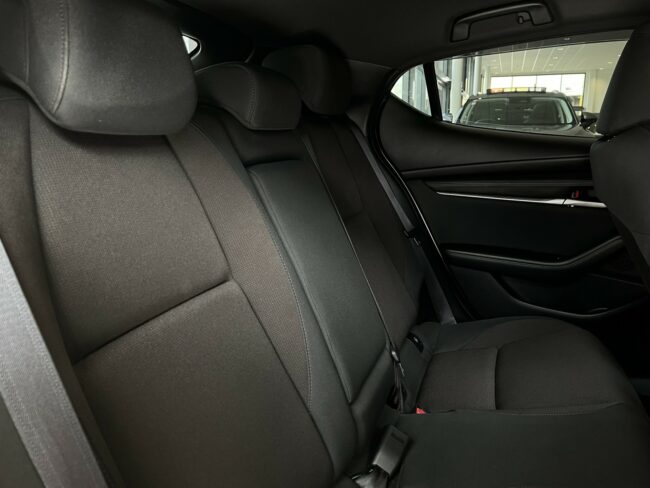 2022 Mazda 3 Gsx 2.0P/6At - Image 11