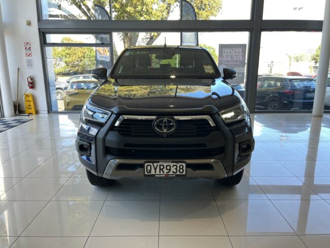 2022 Toyota Hilux Sr5 Cruiser Td Dc 2. - Image 2