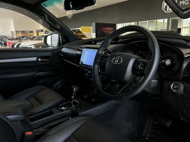 2022 Toyota Hilux Sr5 Cruiser Td Dc 2. - Image 9