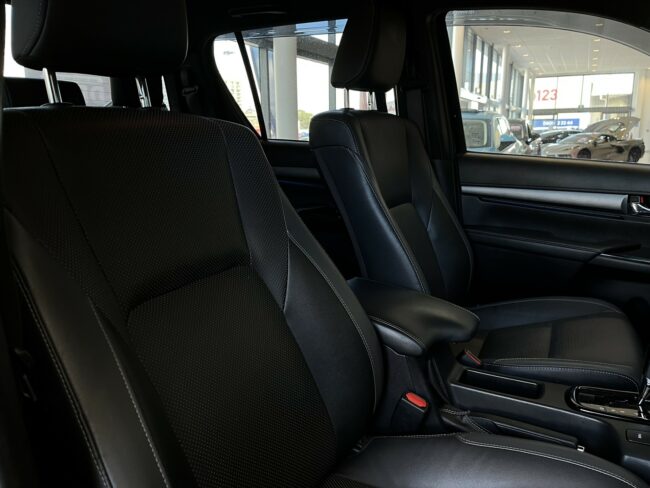 2022 Toyota Hilux Sr5 Cruiser Td Dc 2. - Image 10