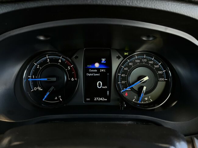 2022 Toyota Hilux Sr5 Cruiser Td Dc 2. - Image 18