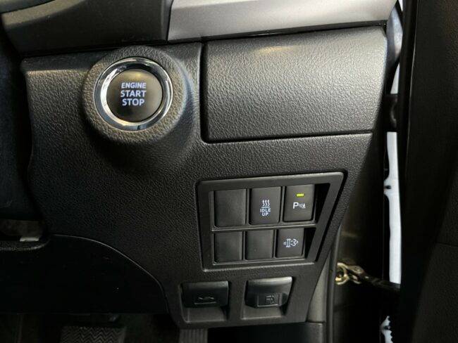 2022 Toyota Hilux Sr5 Td Dc 2.8Dt - Image 21