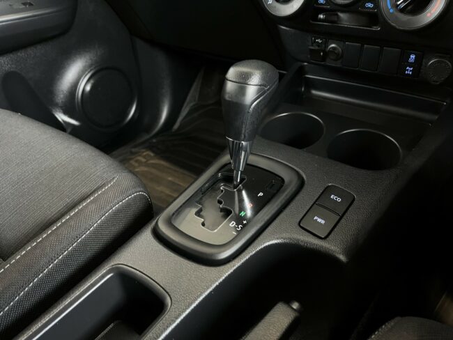 2023 Toyota Hilux Sr Td Dc 2.8Dt - Image 18