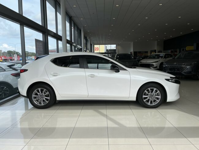 2022 Mazda 3 Gsx 2.0P/6At - Image 4