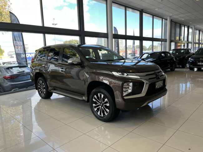 2023 Mitsubishi Pajero Sport Vrx 2.4D/4Wd/8At