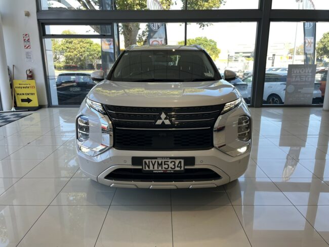 2021 Mitsubishi Outlander Vrx 2.5P/4Wd/Cvt - Image 2