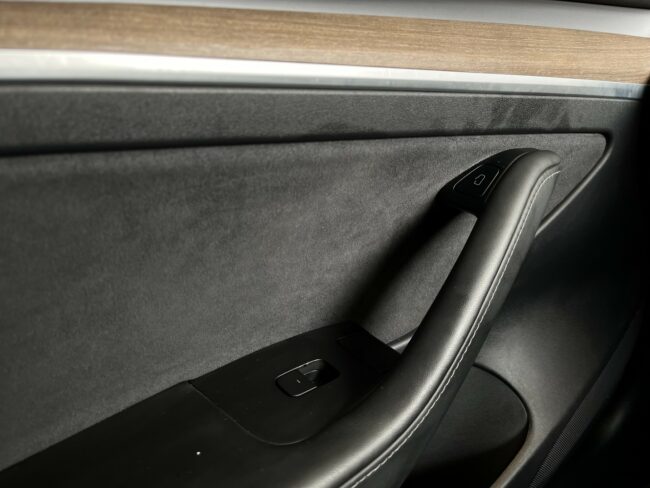 2021 Tesla Model 3 Standard Range Plus - Image 14