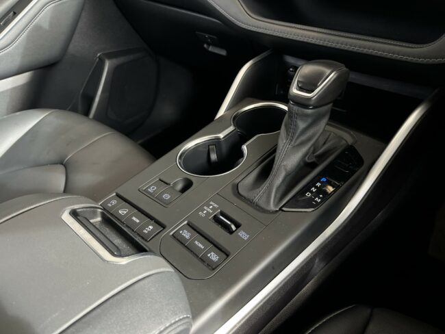 2021 Toyota Highlander Limited 3.5P 4WD - Image 20