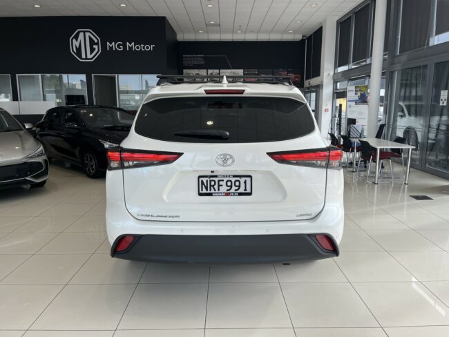 2021 Toyota Highlander Limited 3.5P 4WD - Image 6