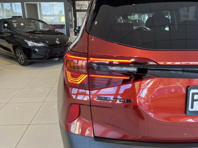 2022 Kia Seltos Ltd 2.0P/Iv - Image 8