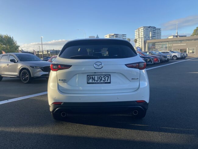 2022 Mazda CX-5 GSX AWD 2.5L - Image 3