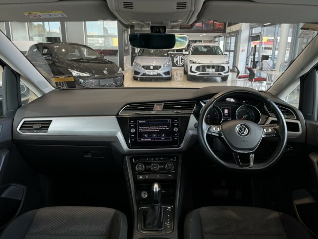 2022 Volkswagen Touran Highline 110Kw Sg 1. - Image 13