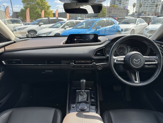2023 Mazda CX-30 Takami AWD 2.0L SKYACTIV-X - Image 10