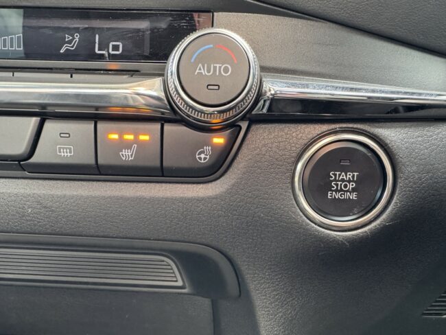 2023 Mazda CX-30 Takami AWD 2.0L SKYACTIV-X - Image 12